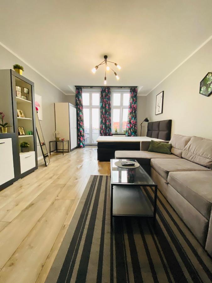 Apartament Flaming Z Balkonem - Scisle Centrum Naprzeciwko Pkp I Pks - Self Check In - Darmowy Parking - Pozne Wymeldowanie Do 12 - Wystawiamy Fv Opole Exterior foto