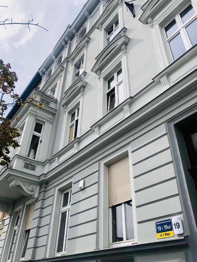 Apartament Flaming Deluxe Z Balkonem - Scisle Centrum Naprzeciwko Pkp I Pks - Self Check In - Darmowy Parking - Pozne Wymeldowanie Do 12 - Wystawiamy Fv Opole Exterior foto